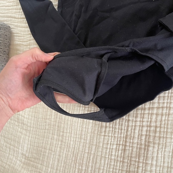 Abercrombie & Fitch Black Long Sleeve Bodysuit size large - Picture 6 of 11